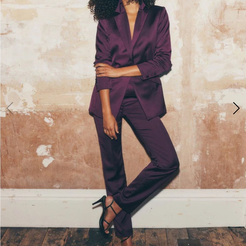 White House Black Market Purple Blazer & Pants Elegant Satin